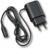 Braun charging lead complete with UK shaver adaptor. (C)